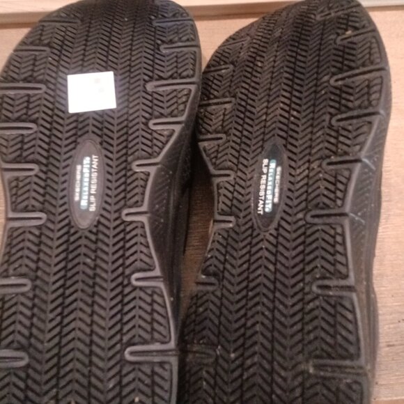 Sketchers Loafers - us8 - Picture 2 of 3